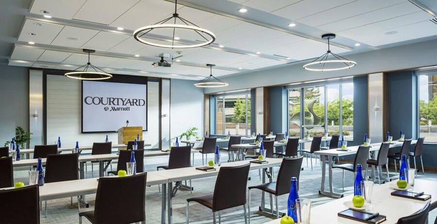 Courtyard By Marriott Burlington Hotel Eksteriør billede