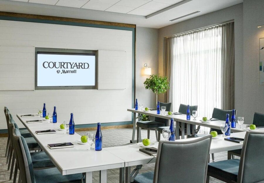 Courtyard By Marriott Burlington Hotel Eksteriør billede
